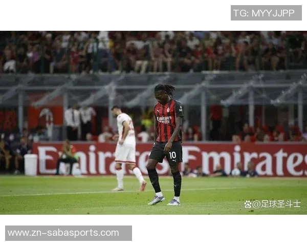 马特里批评莱奥在对那不勒斯比赛中缺乏决心与态度的表现 马特里批评莱奥在对那不勒斯比赛中缺乏决心与态度的表现