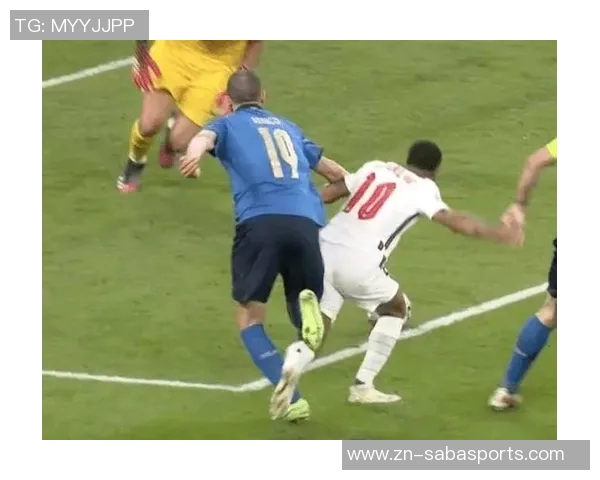 前裁判质疑马林犯规判罚过于严厉认为身体接触不足以判罚点球 前裁判质疑马林犯规判罚过于严厉认为身体接触不足以判罚点球