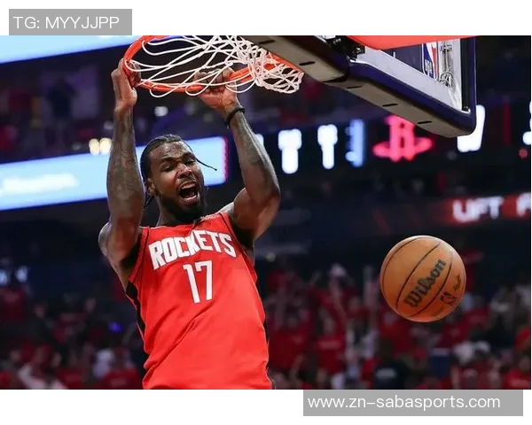 乌度卡称赞伊森投篮自信提升进攻空间表现出色 乌度卡称赞伊森投篮自信提升进攻空间表现出色