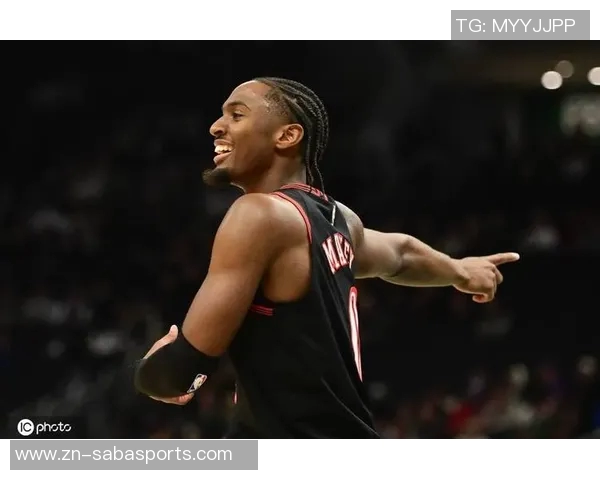 罗林斯狂砍32分6篮板14助攻创生涯新高助球队奋战尽力局 罗林斯狂砍32分6篮板14助攻创生涯新高助球队奋战尽力局