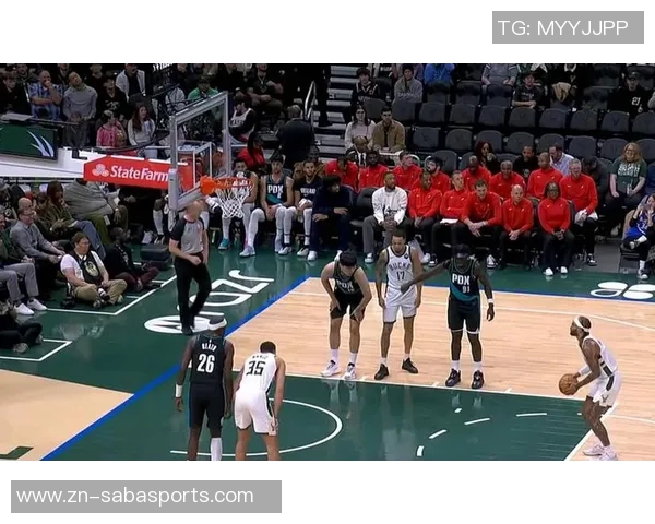 斯普利特谈罗威恢复情况称其已对球队产生重要价值 斯普利特谈罗威恢复情况称其已对球队产生重要价值