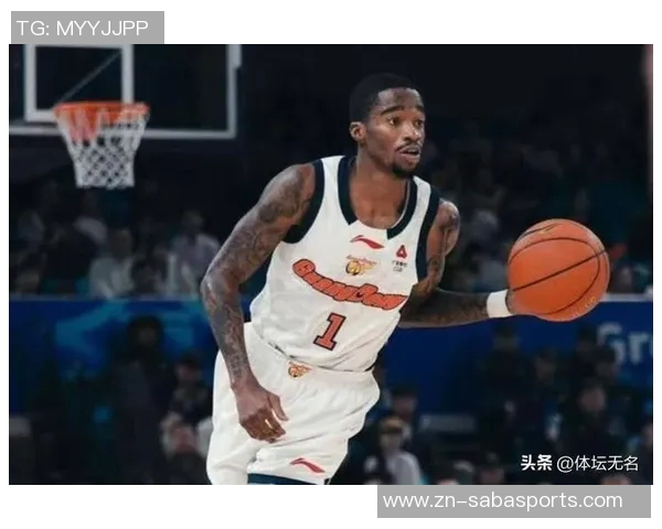 媒体人批评萨姆纳言论无知应向徐杰道歉以示诚意